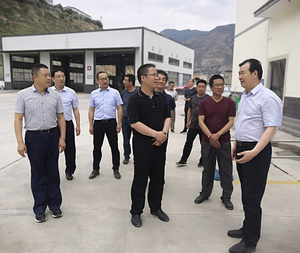 隴南市委常委、組織部部長(zhǎng)楊郃調(diào)研指導(dǎo)市龍江城鄉(xiāng)發(fā)展集團(tuán)公司黨建工作