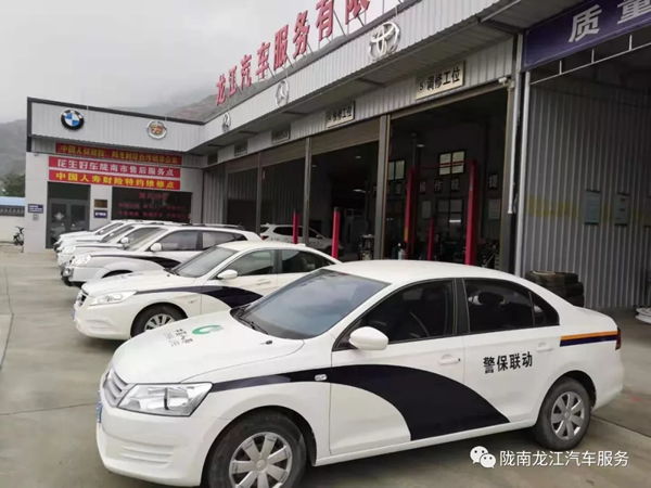 金錘鈑金，銀槍噴漆！龍江汽修值得信賴！