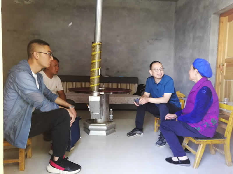 “感黨恩、憶黨史”，--市龍江城鄉(xiāng)發(fā)展集團公司開展慶祝建黨99周年主題黨日活動